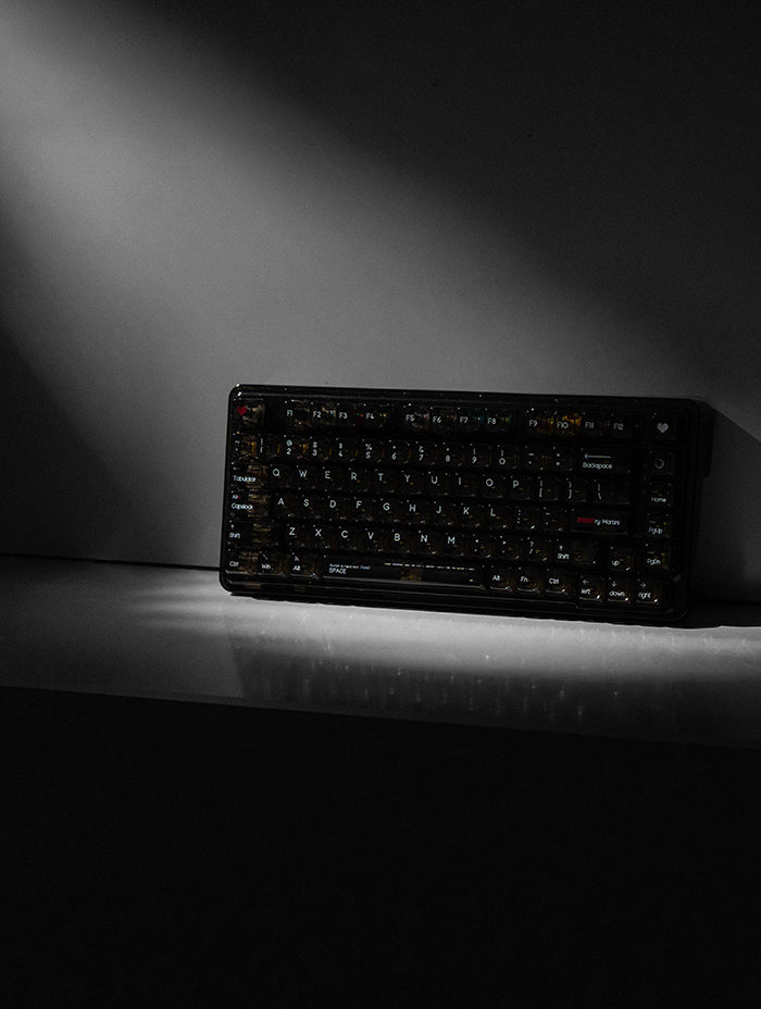 Keygeak customize your own keyboard and keycaps 