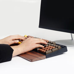 mechanical-keyboard-solid-wood-wrist-rest