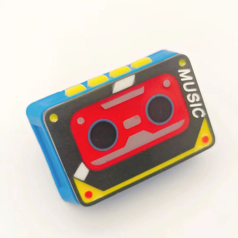    retro-walkman-tape-customized-keycap