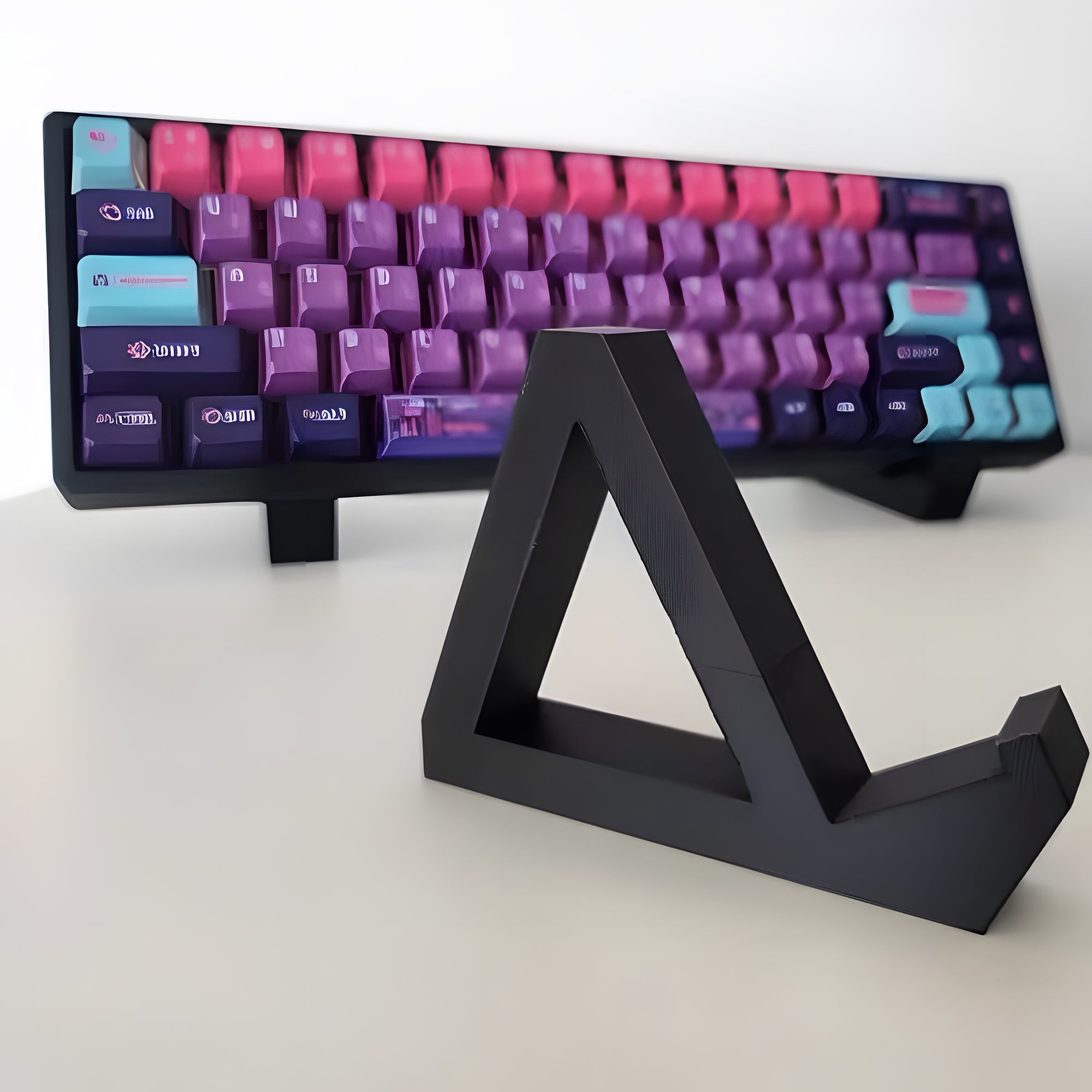 Simple Creative Keyboard Display Stand – KeyGeak